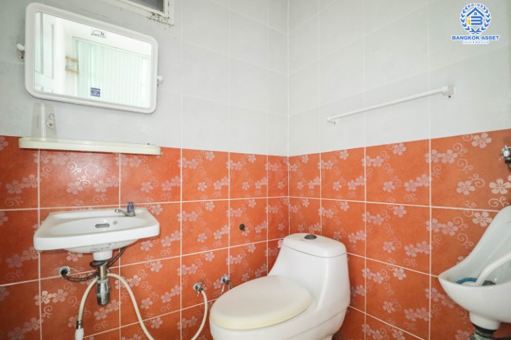 *****บ้านเดี่ยวมือสองย่านนนทบุรี แบรนด์ Property Perfect ม.มณีรินทร์ รัตนาธิเบศร์ เนื้อที่ 81.4 ตร.ว. ฟังก์ชัน 3 ห้องนอน 2 ห้องน้ำ จอดรถได้ 2 คัน บนทำเลศักยภาพ เชื่อมต่อหลายเส้นทาง ใกล้ทางด่วนงามวงศ์วาน และรถไฟฟ้า "สถานีบางรักน้อยท่าอิฐ"